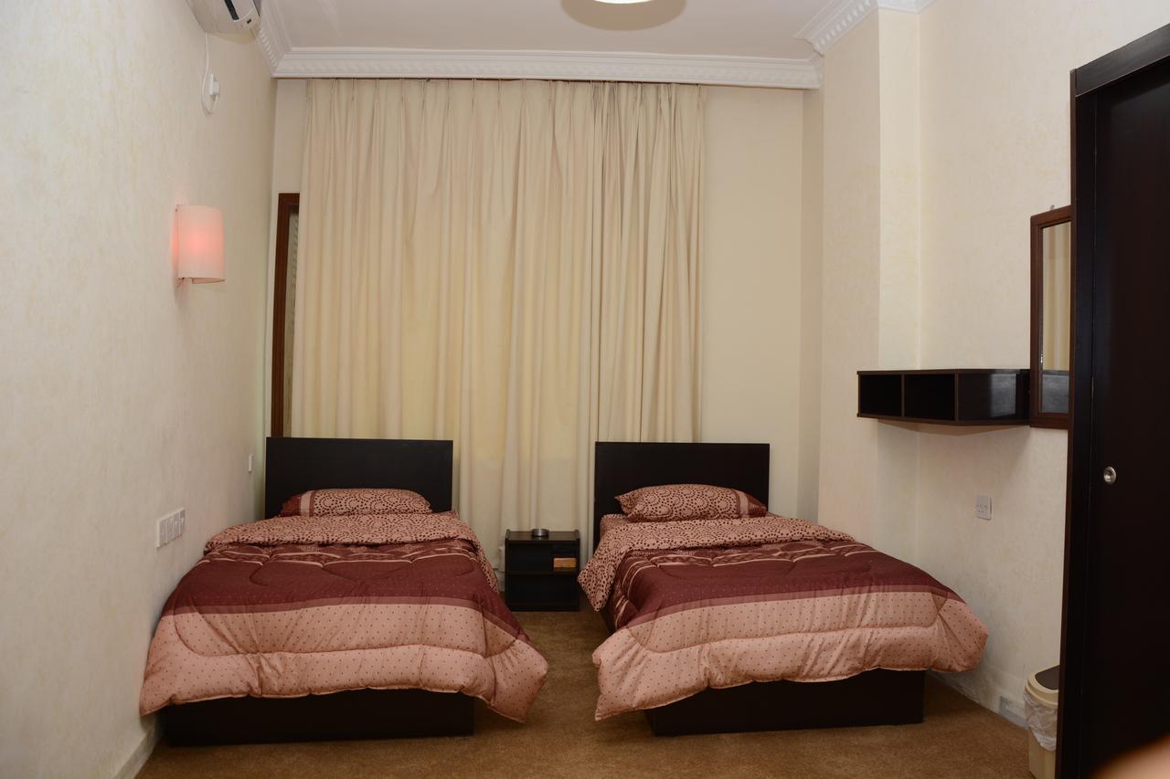 Teeba Palace Hotel Suites 암만 외부 사진