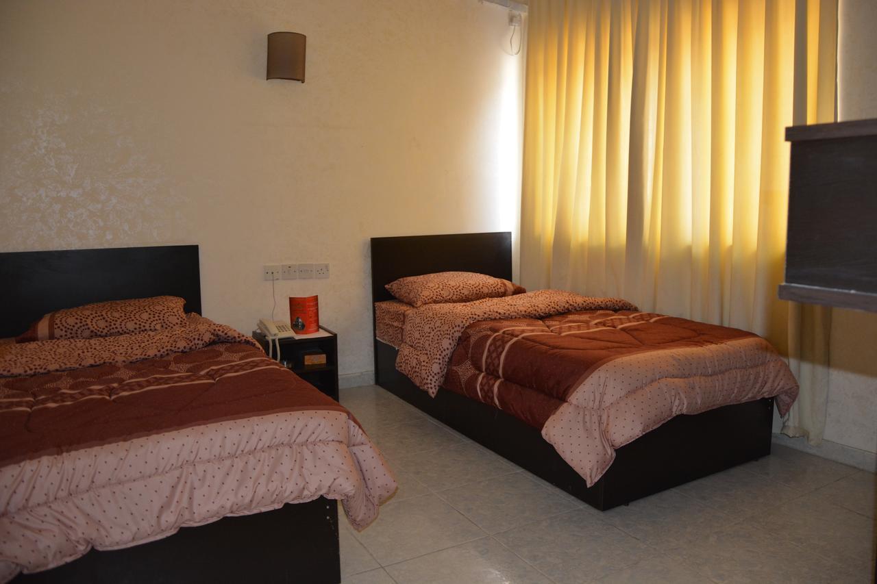 Teeba Palace Hotel Suites 암만 외부 사진