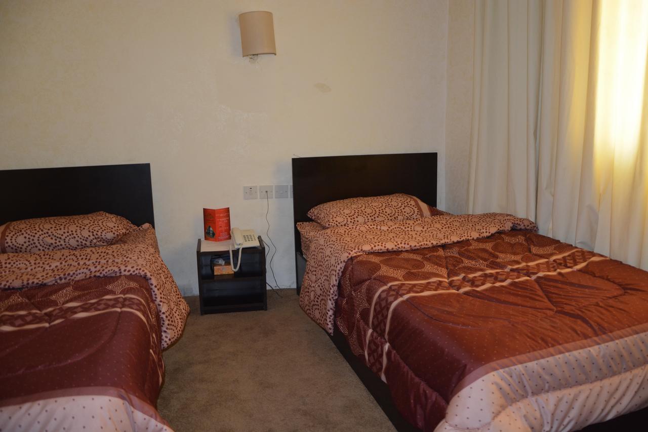 Teeba Palace Hotel Suites 암만 외부 사진