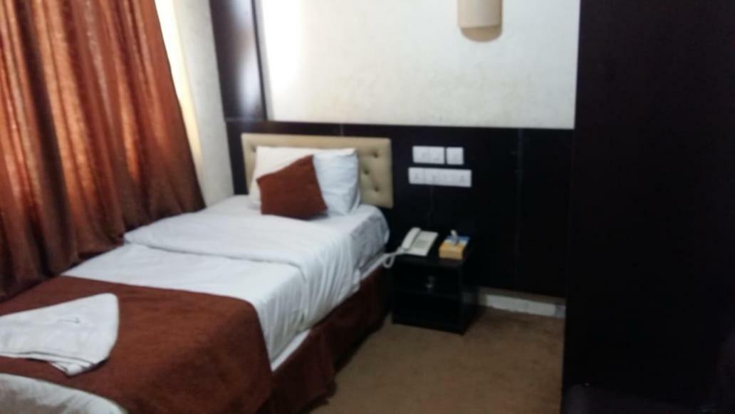Teeba Palace Hotel Suites 암만 외부 사진